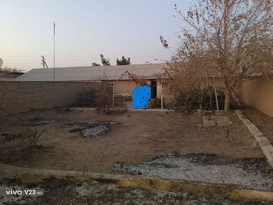 участок сотилади 6 соток