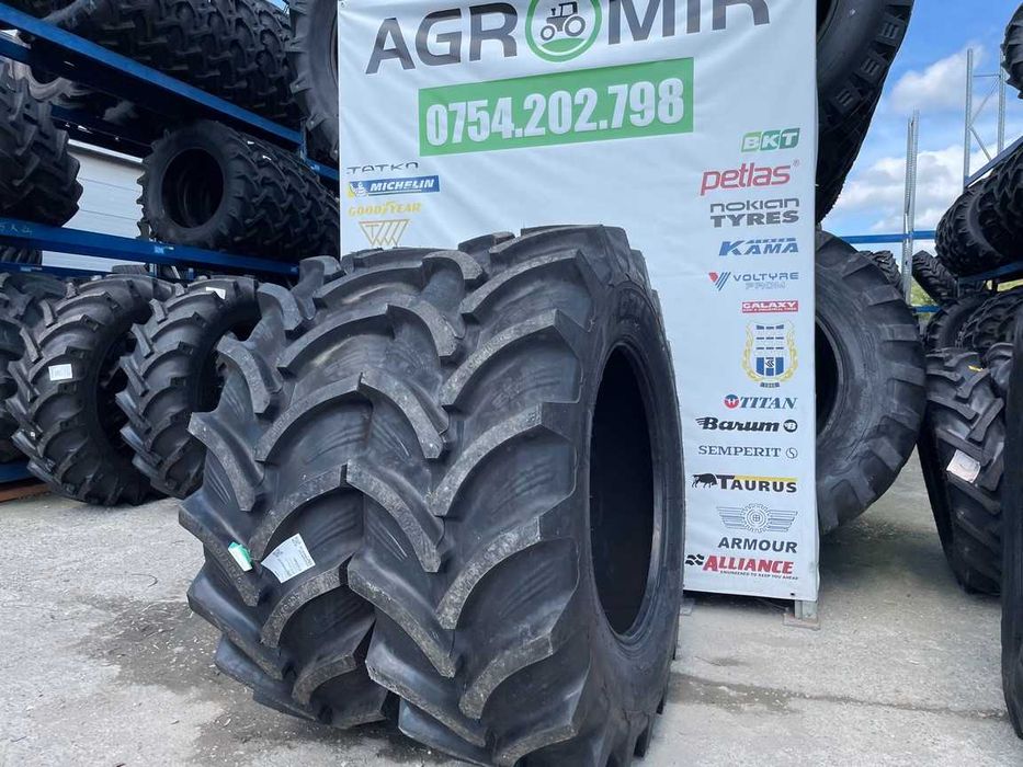 Cauciucuri noi radiale cu garantie 480/70R30 pentru tractor spate