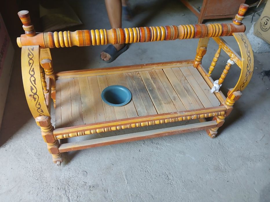 Бесік сатылады. ..