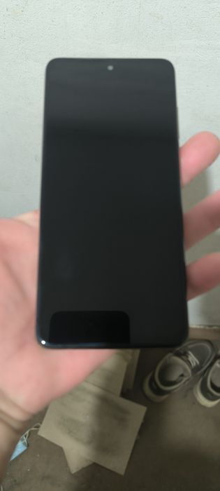 Poco x 3 pro память 8/256 каробка с зарядкой  или обмен