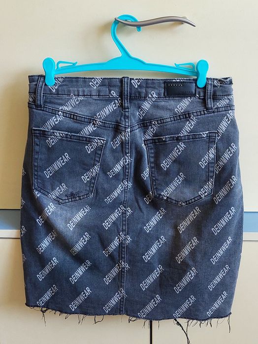 Поли в черно и сиво