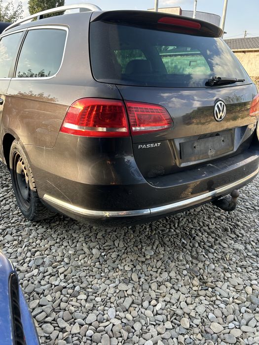 Bară spate Volkswagen Passat B7 break completa cu senzori de parcare