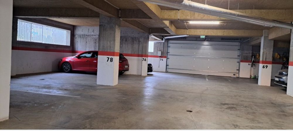 PARCARE Subterana de inchiriat  În Tractorul