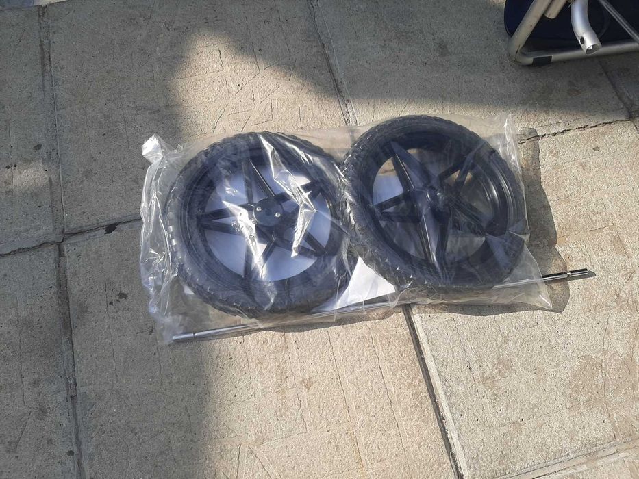 Сгъваемо столче с колелца.