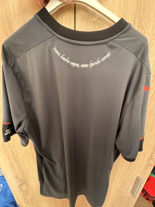 Футболни фланелки на Левски София , фланелка екип тениска фанелка