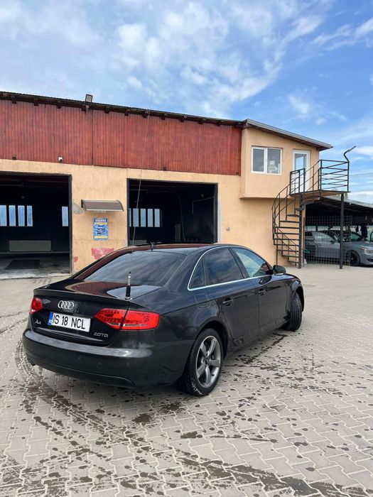 AUDI A4 2010 — imagine 4