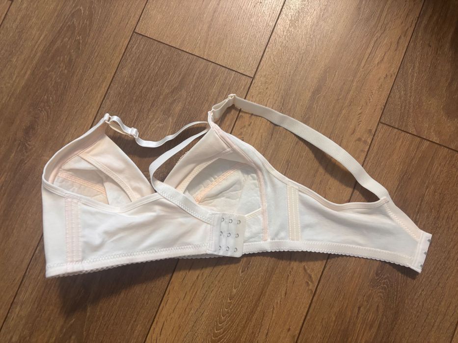 Сутиен за кърмачки размер М НОВ