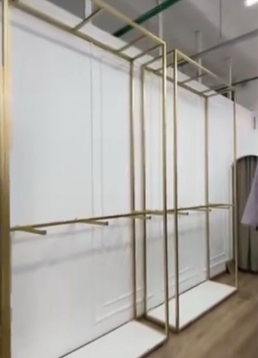 Лофт стильдегі киім ілгіштер