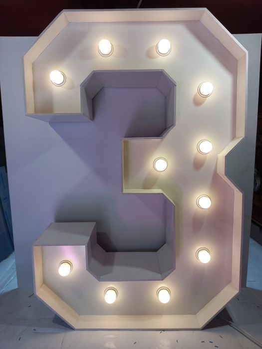 Продам световые буквы.