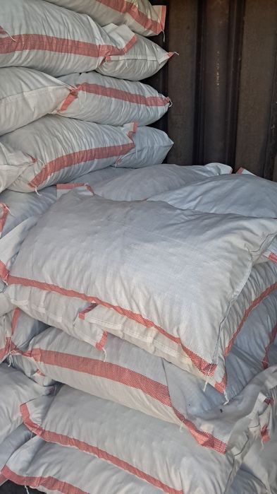 В продаже универсальный утеплитель керамзит