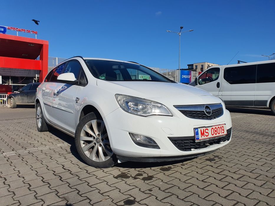Opel Astra J Diesel 1.7 an 2012