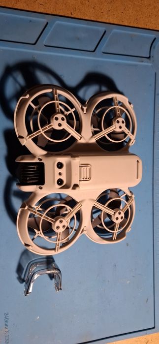 Дрон DJI Neo с одним акб