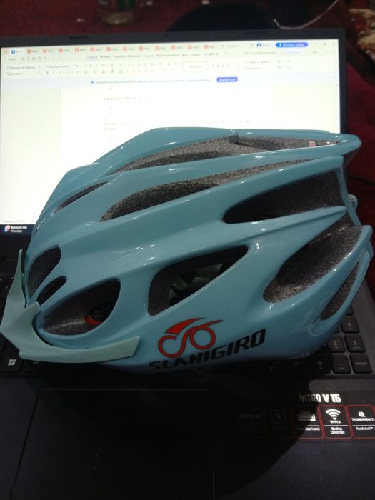 Velosiped uchun shlem olingan ishlatilmagan