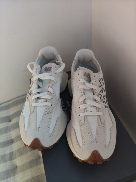 New Balance 327 sneakers offWhite cu model leopard mărimea 36.5 noi originali