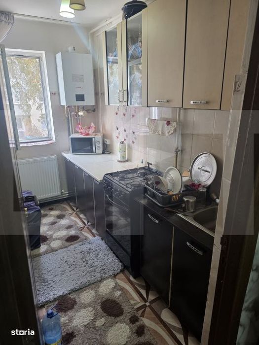 Apartament cu 3 camere, 47 mp, in zona Ciucului
