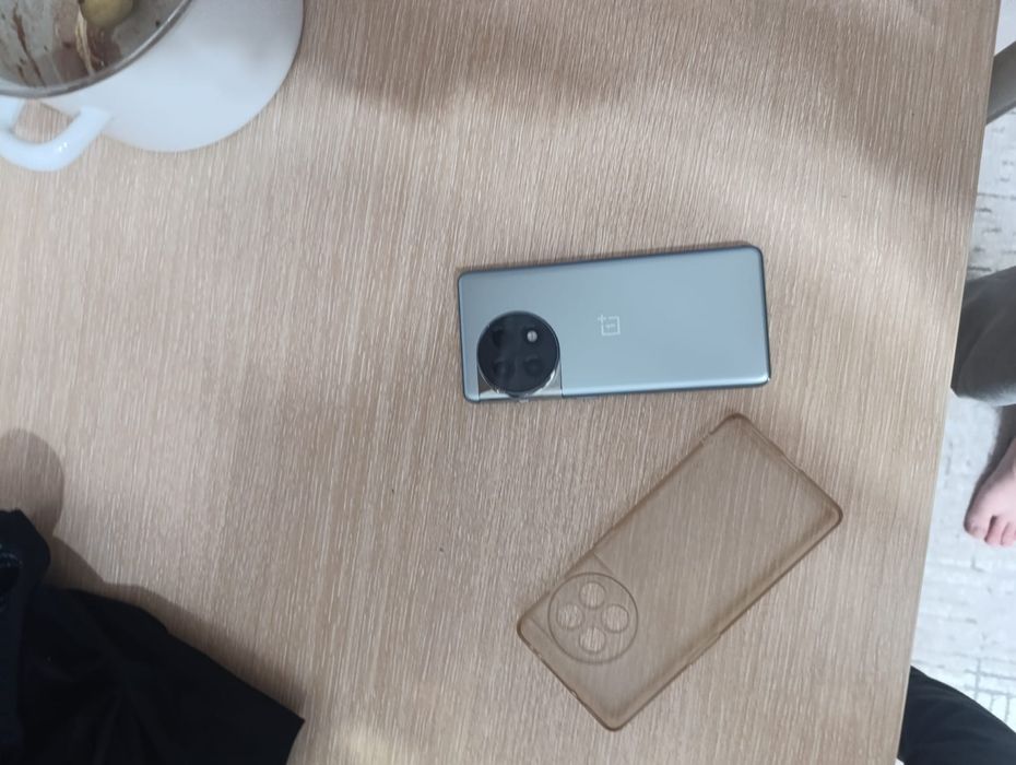Продам Oneplus 11R 5g