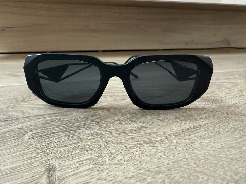 Дамски слънчеви очила