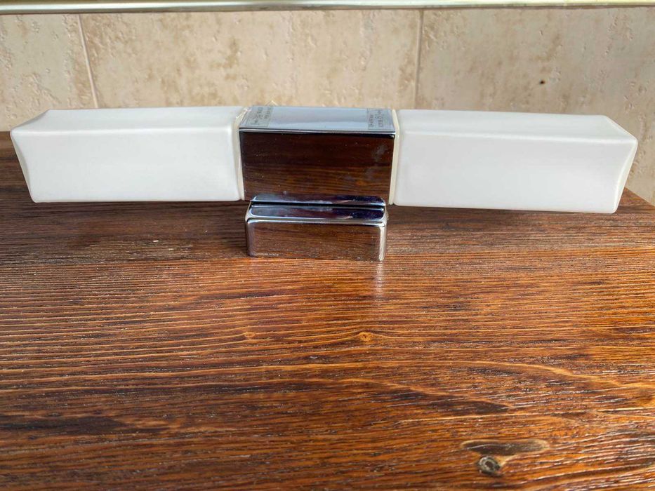 Аплик, плафон, осветително тяло за баня IP44