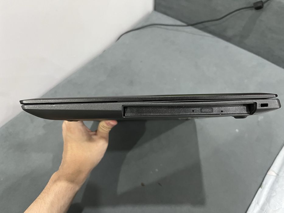 Lenovo IdeaPad 330-15IKB, Core i3-8, ssd