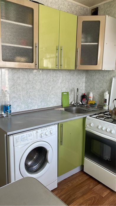 Продам двух комнатную квартиру