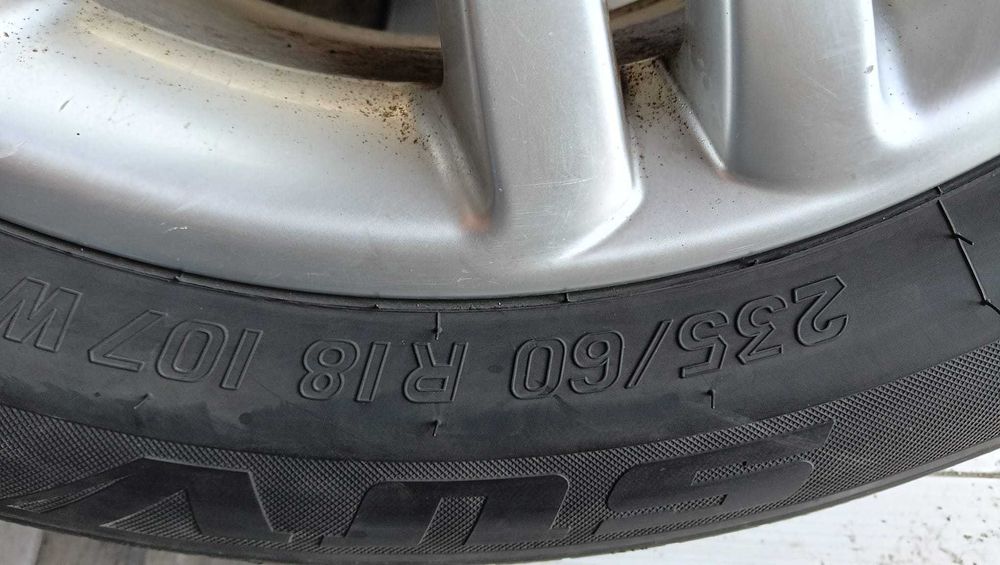 Vând  jante aliaj VOLVO, cu anvelope