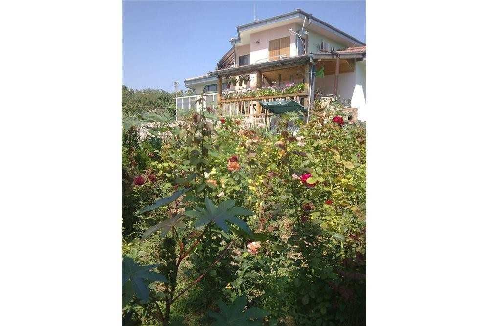 Продава се Къща в с. Червена вода, Област Русе - 360 кв.м за 864 €/кв.м - Снимка #7