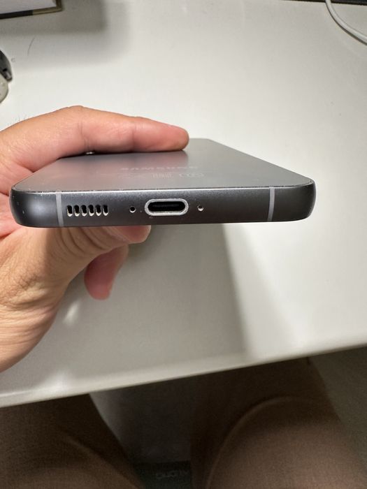 Samsung s23 fe идеальный