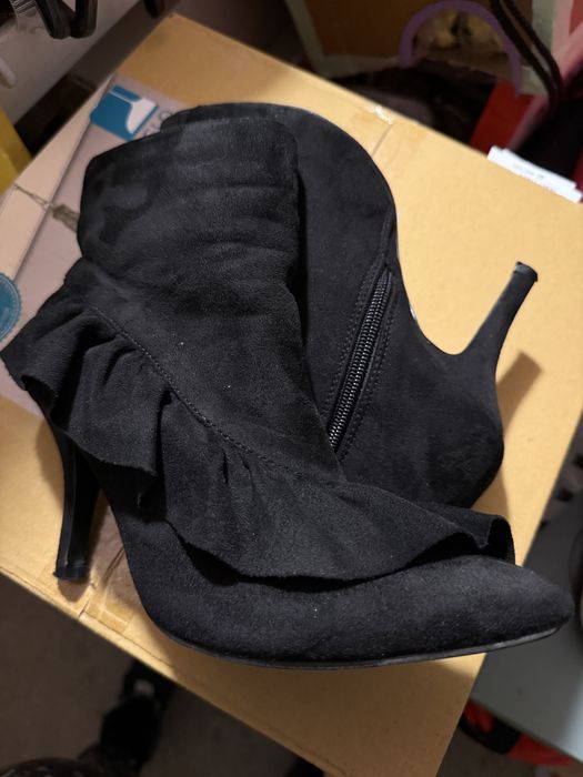 Ghete deosebite dama marime 38