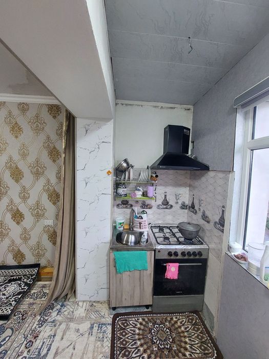 Продаётся квартира 1/4/4 кадышева