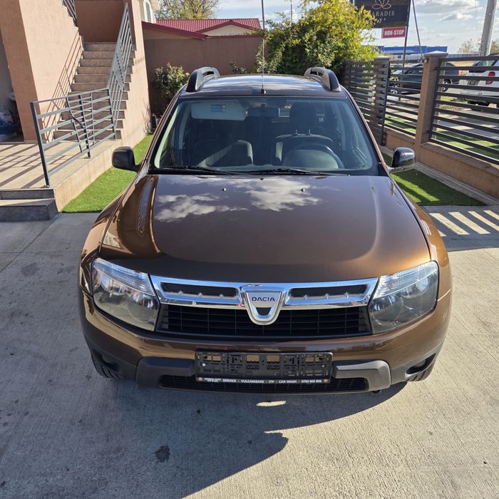 Duster 4x4 -1,6 B /GAZ -4x4 -  an 2011  —5200€