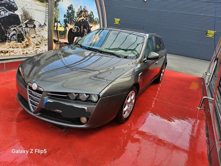 Vand/Dezmembrez Alfa Romeo 159