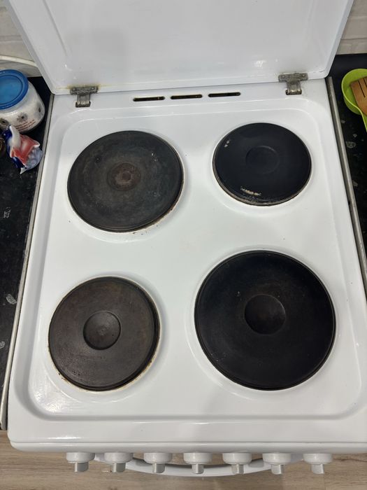 Продам электрическую плиту