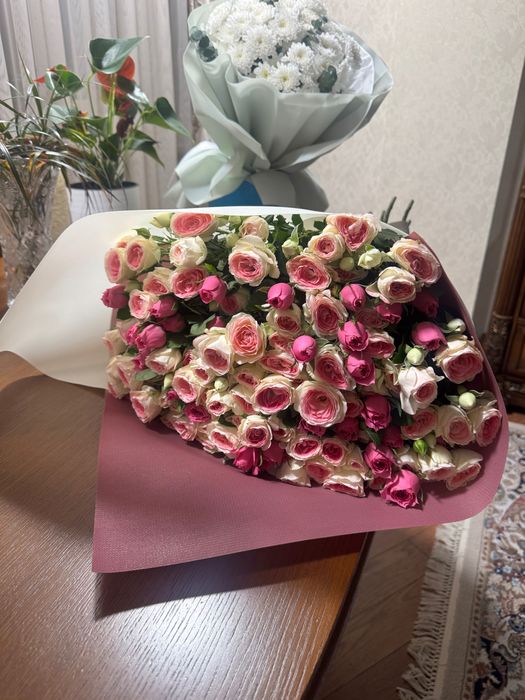 Большой букет роз