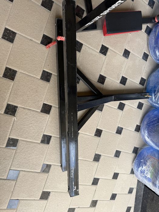 Боксерская груша в хорошем состоянии