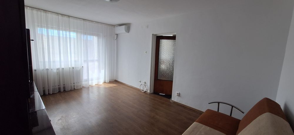 Inchiriez apartament 2 camere