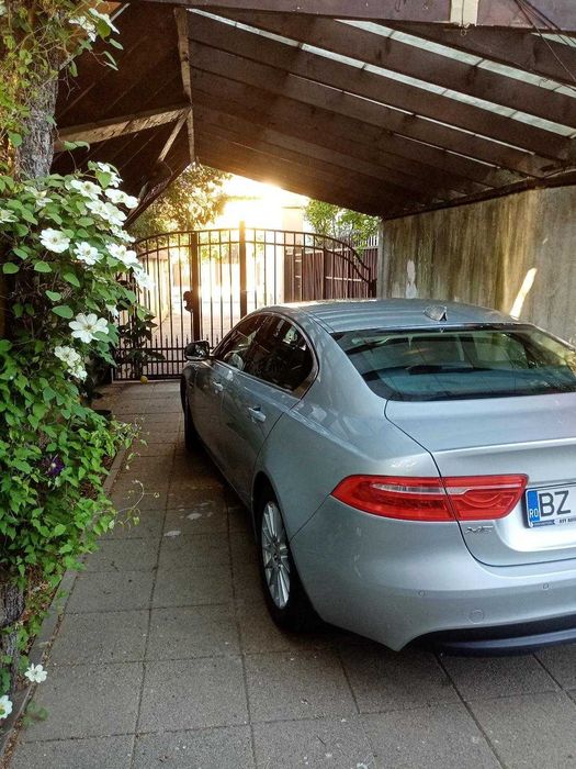 JAGUAR XE 2018 — imagine 5