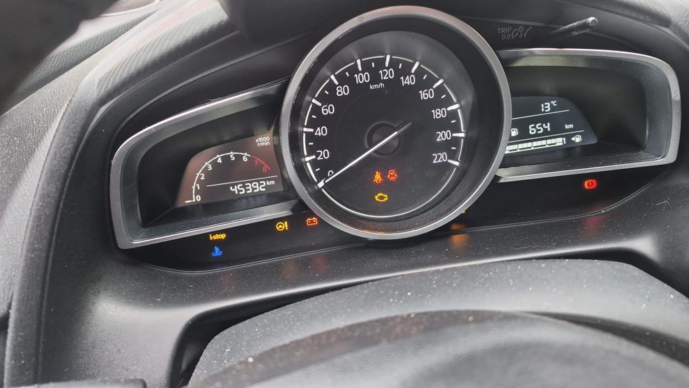 Mazda 2 2020 hibrid, 6.000 € — imagine 2