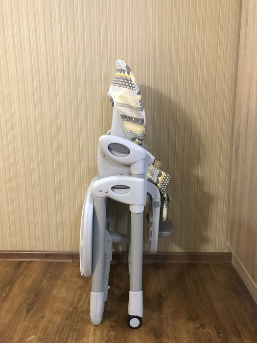 Детский стульчик.