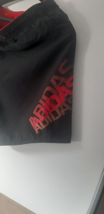 Pantalini scurți baie