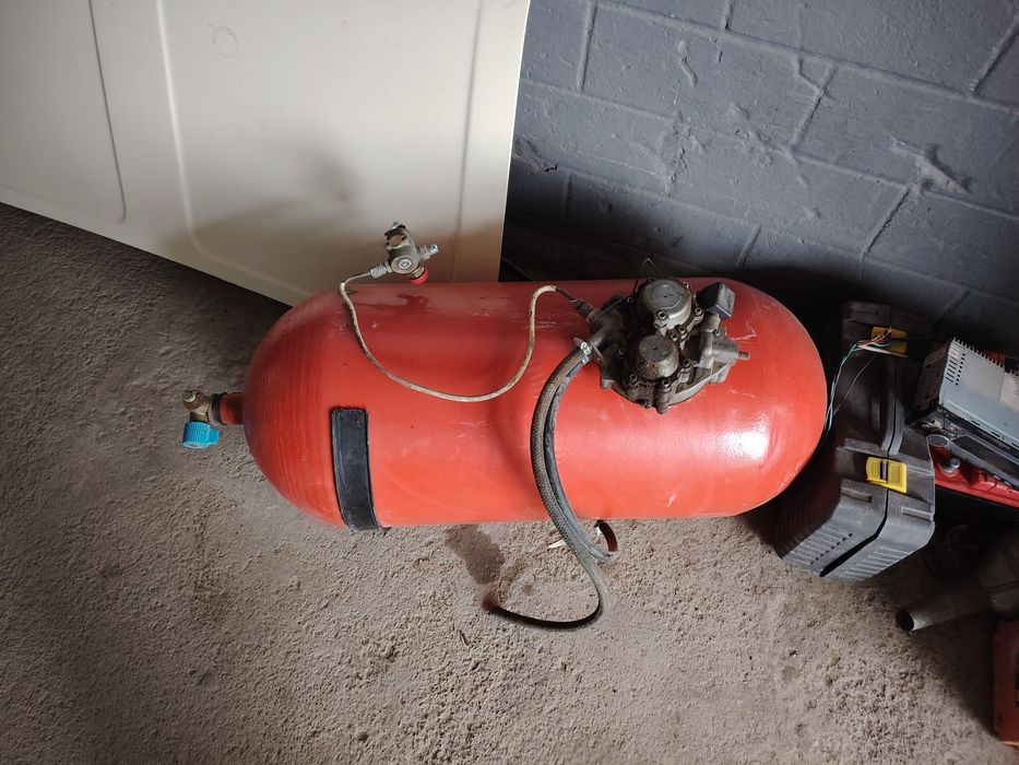 Газ балон сотилади