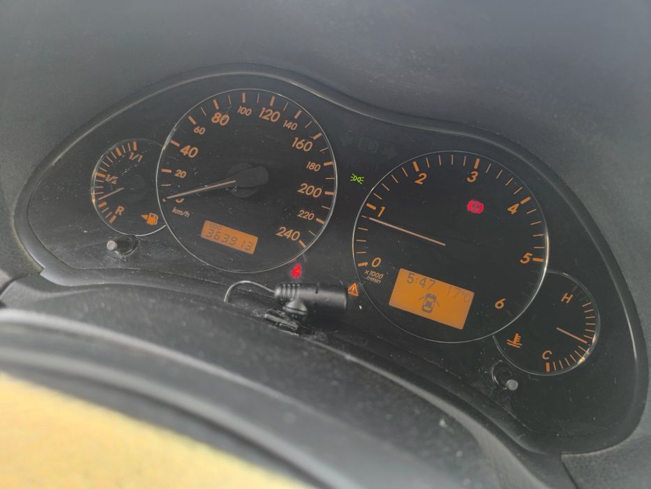 TOYOTA Avensis 0 — imagine 4