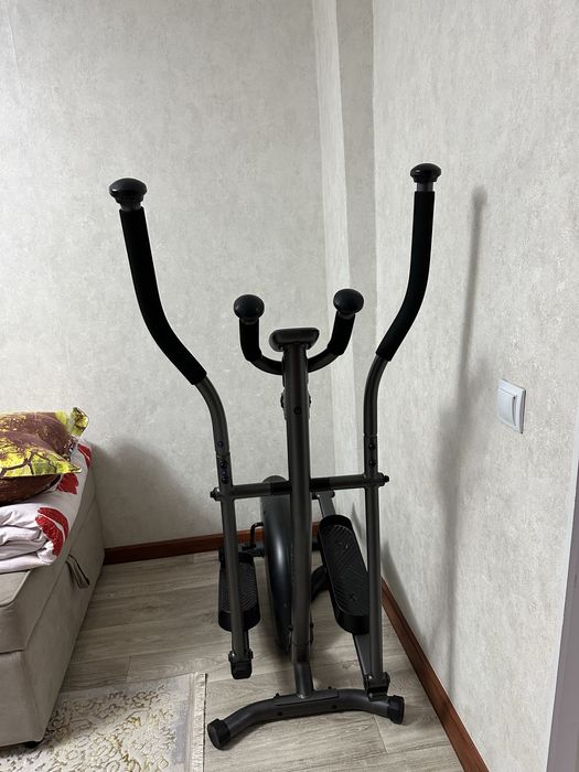 Продам эллиптический тренажёр