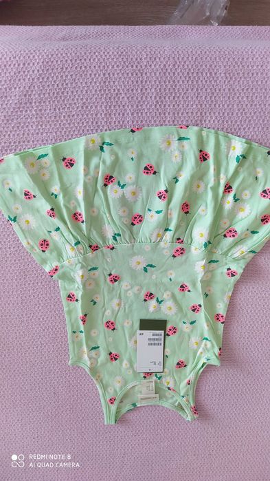 Нови бебешки дрешки с етикет