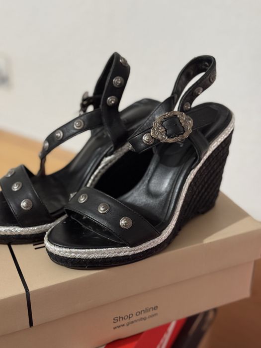 Сандали от galdini от естествена кожа