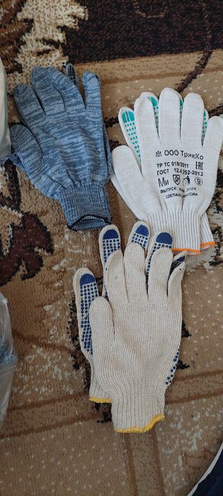 Продаю рабочие рукавицы и перчатки.