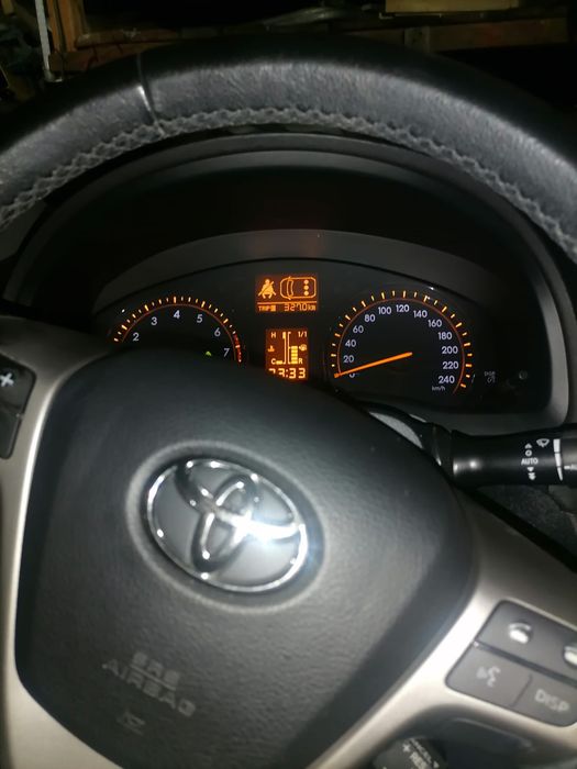Vand Toyota Avensis 2009 benzina 1.8 147CP