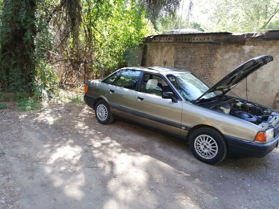 Продам авто ауэи 80