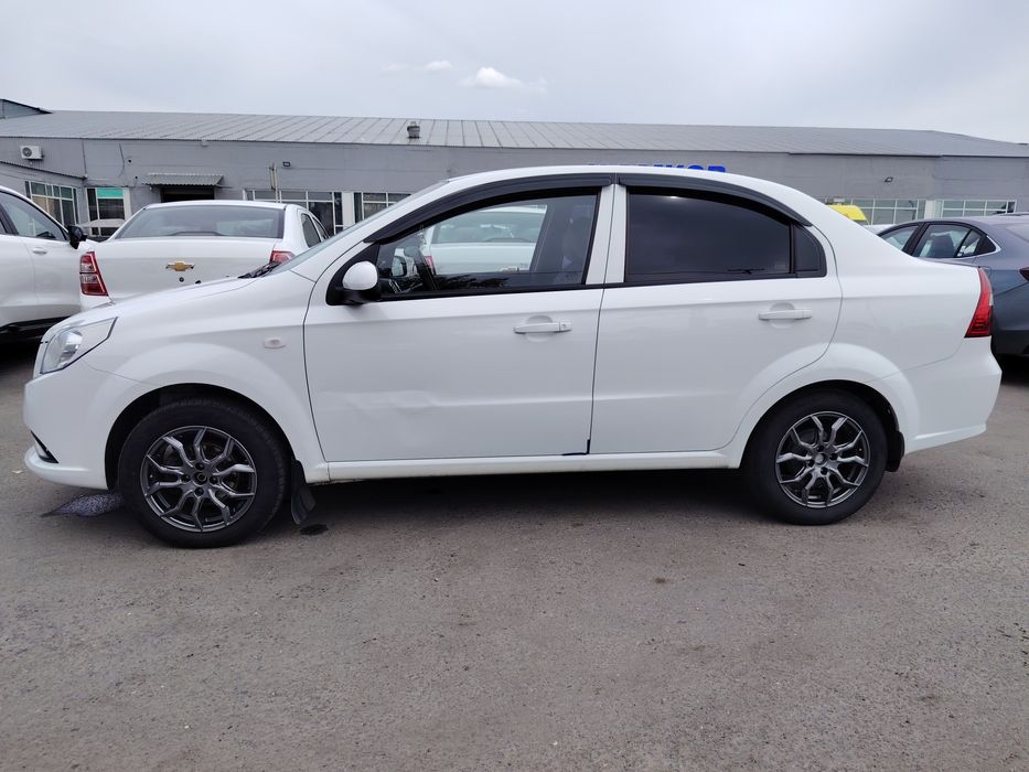 Продам шевроле нексия