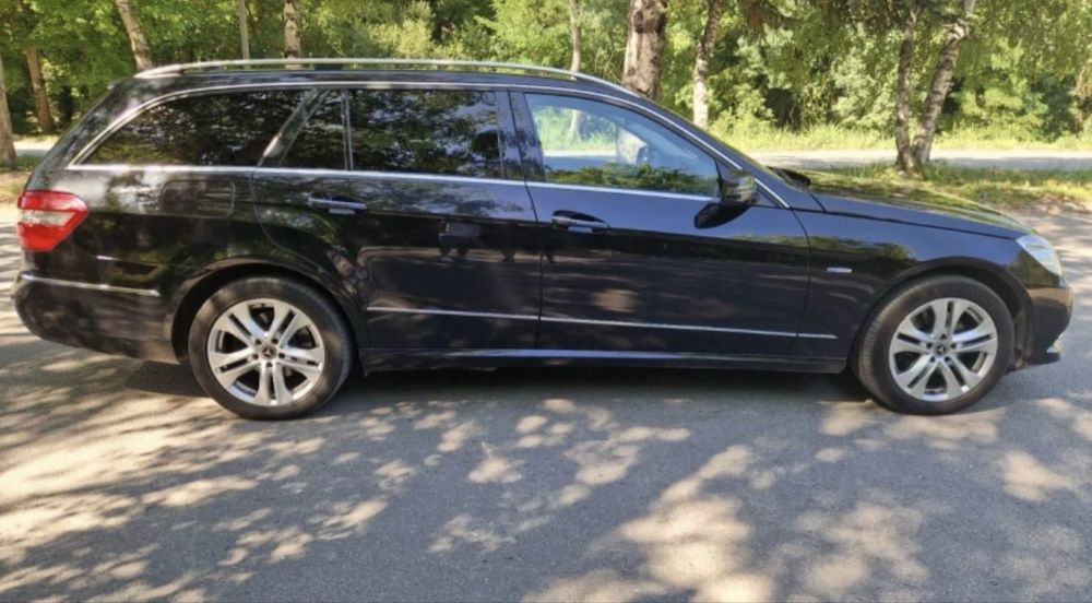 Mercedes E 250 4 MATIC