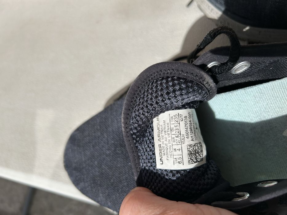 Дамски маратонки Under Armour